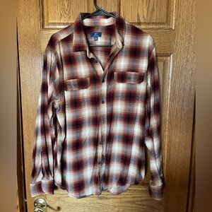 🦋3 for $10🦋 George Men's Red Plaid Button-Down Shirt